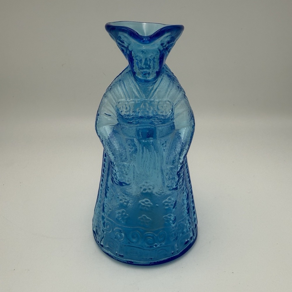 Syrup Pitcher Creamer Colonial Lady Figural Kanawha Glass Blue Vintage Art Glass